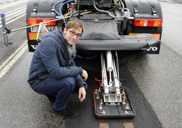 volvo-electric-roads-e1369926545475