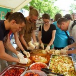 Feeding the 5000 komt naar Brussel